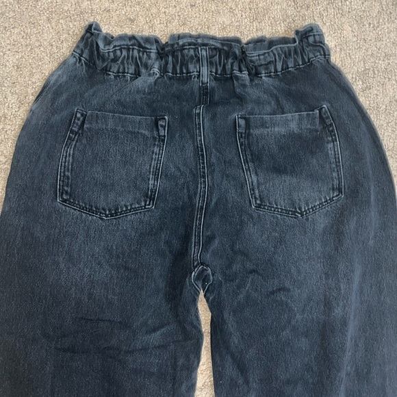 ZARA Baggy Slouchy Fit Paperbag Jeans High Waist Cropped Ankle Faded Black 8 - Picture 8 of 11